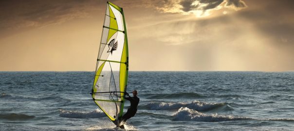 Wind surfing